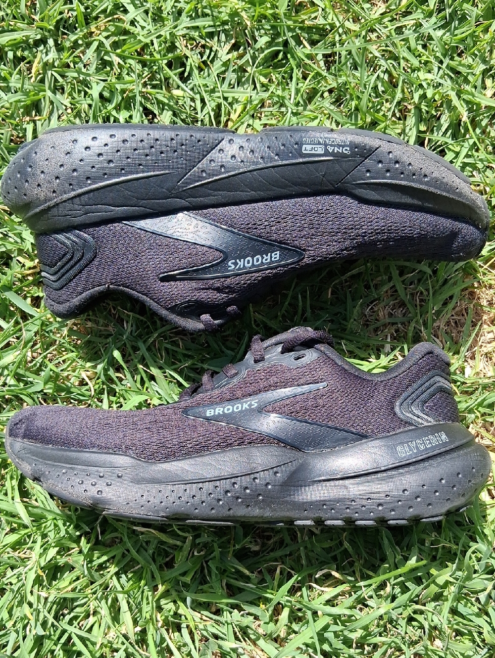 Brooks Glycerin 21 Black Running Shoes - Men's Lightweight Trainer